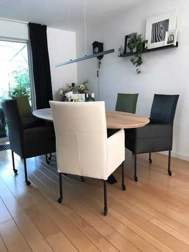 Set van 6 leren eetkamerstoelen - met wieltjes en hoge rug - verschillende kleuren leer