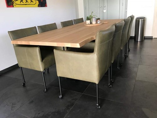 Set van 8 leren kuip eetkamerstoelen - met wieltjes - groen leer