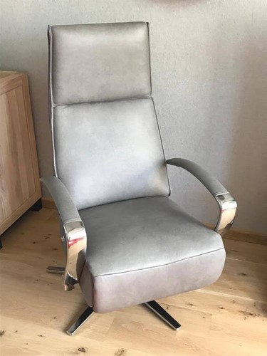 Leren relaxfauteuil met stalen frame - grijs leer