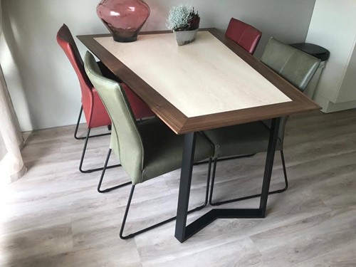 Set van 4 leren eetkamerstoelen - met designpoot - verschillende kleuren leer