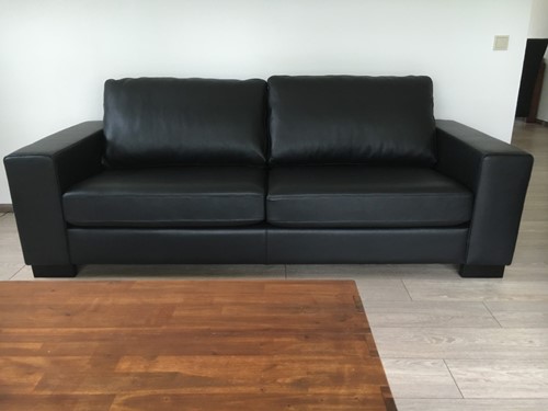 Leren 3-zits bank met houten poten - zwart leer