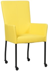 Leren eetkamerstoel Deal - met wieltjes en armleuning - Hermes Leer Yellow - Poot Zwart - Skate wiel zwart