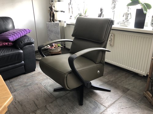 Leren relaxfauteuil met stalen frame - groen leer