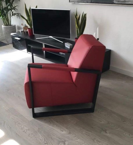 Leren fauteuil met stalen frame - rood leer