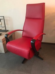 Leren relaxfauteuil met stalen frame - rood leer