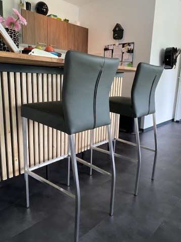 Set van 2 leren barstoelen - groen leer