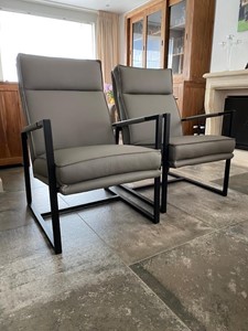 Leren fauteuil square, grijs leer, grijze stoel