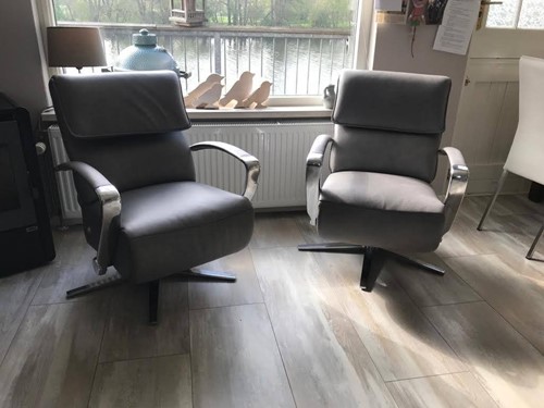 Set van 2 leren relaxfauteuils met stalen frame - grijs leer