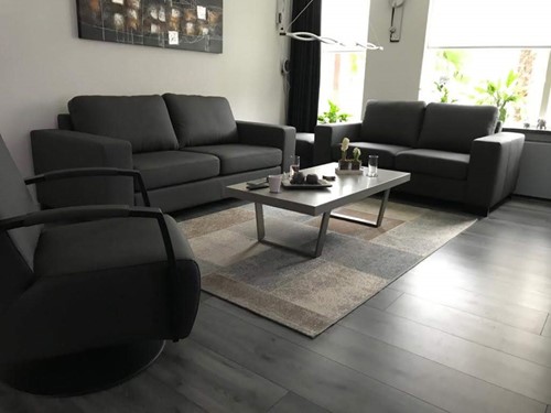 Set van 2 leren banken met houten poten - grijs leer