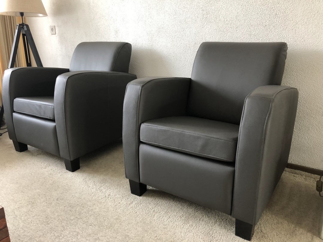 baas Proberen Il Set van 2 leren fauteuils met houten poten - grijs leer ShopX