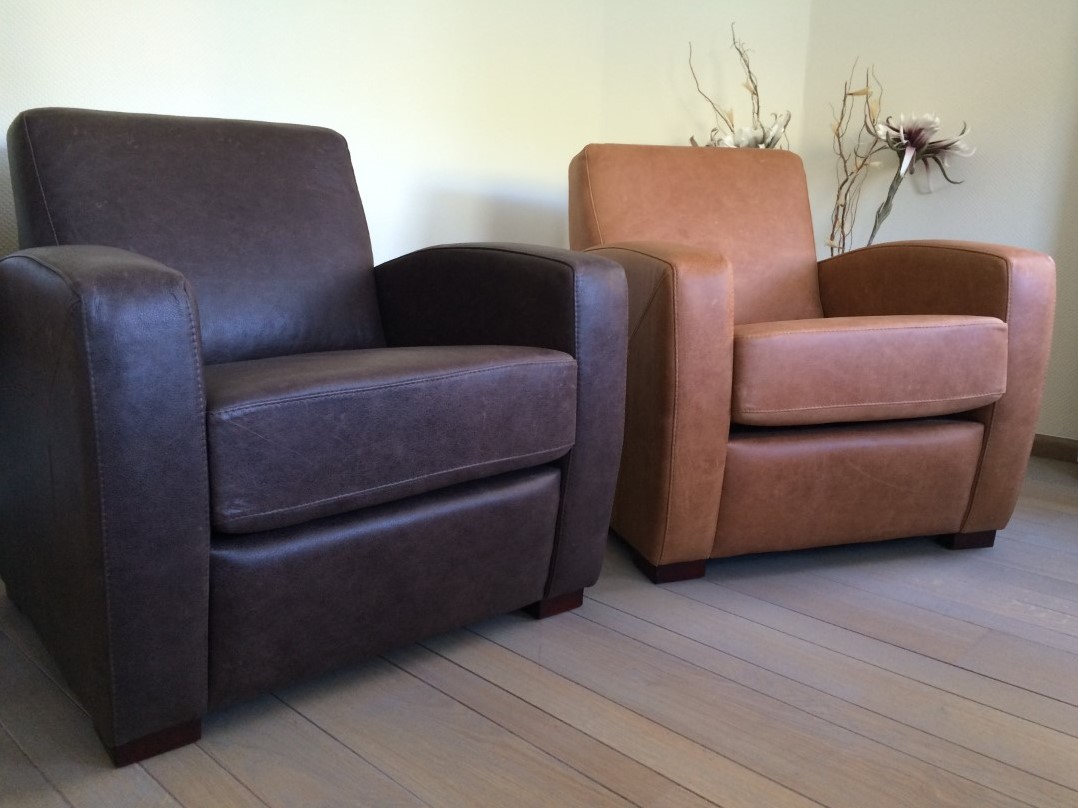 trui Coöperatie Echter Set van 2 leren fauteuils met houten poten - 2 kleuren bruin leer ShopX