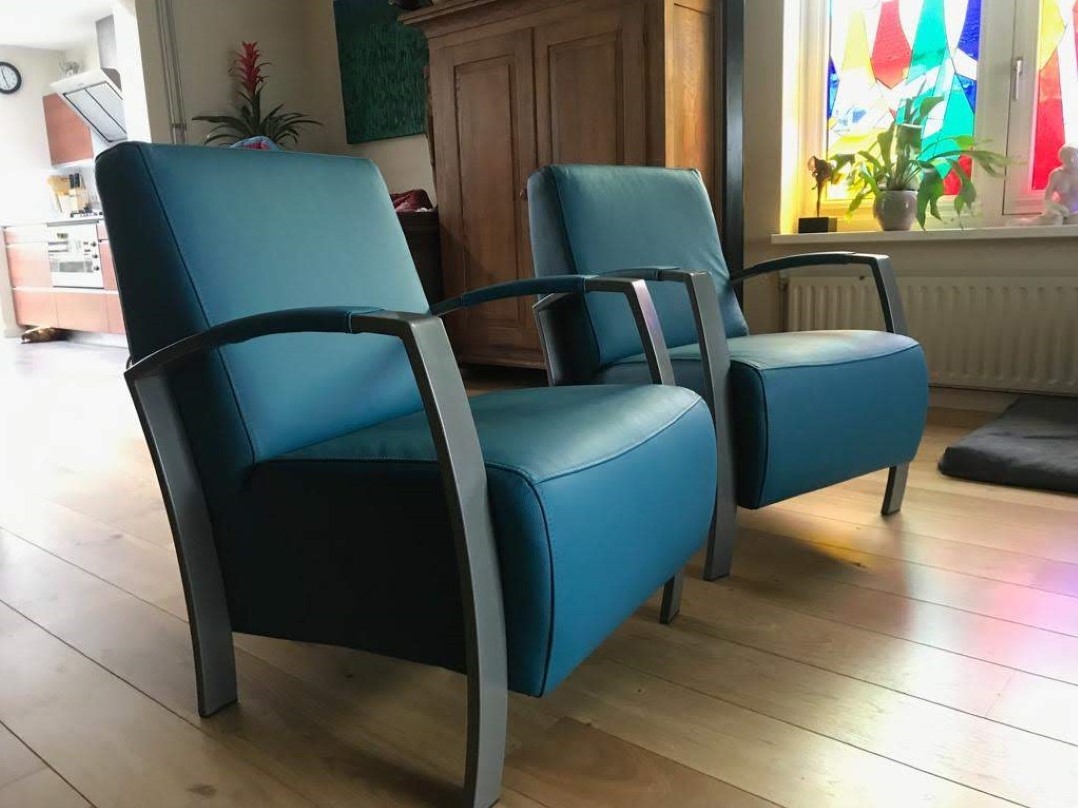 Set van 2 leren fauteuils met stalen - blauw leer ShopX