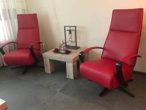 Set van 2 leren relaxfauteuils met stalen frame - rood leer