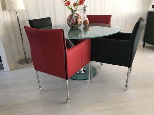 Set van 4 leren kuip eetkamerstoelen - met wieltjes - diverse kleuren