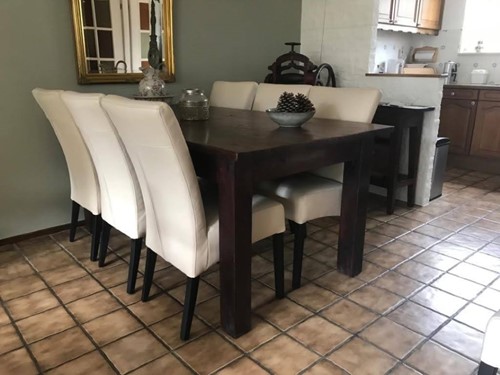 Set van 6 leren eetkamerstoelen - met houten poten - bruin leer