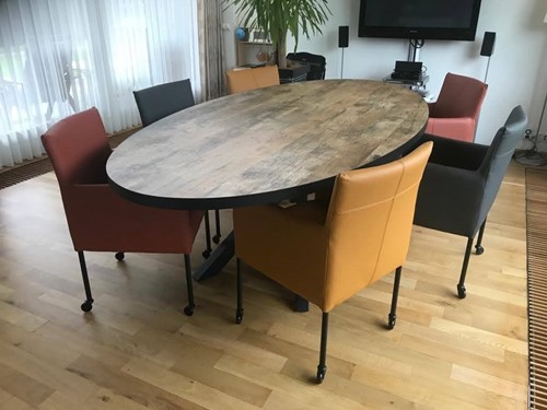 Set van 6 leren kuip eetkamerstoelen - met wieltjes - verschillende kleuren leer