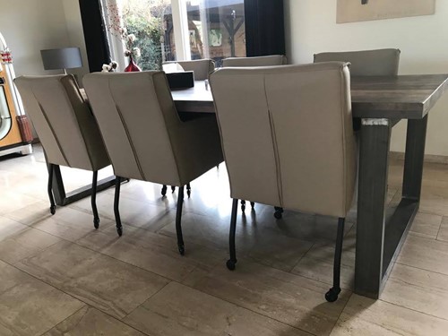 Set van 6 leren eetkamerstoelen - met armleuning en wieltjes - bruin leer
