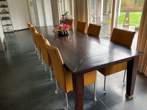 Set van 8 leren eetkamerstoelen - met wieltjes en hoge rug - geel leer