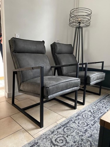Set van 2 leren fauteuils met stalen frame en hoge rug - grijs leer